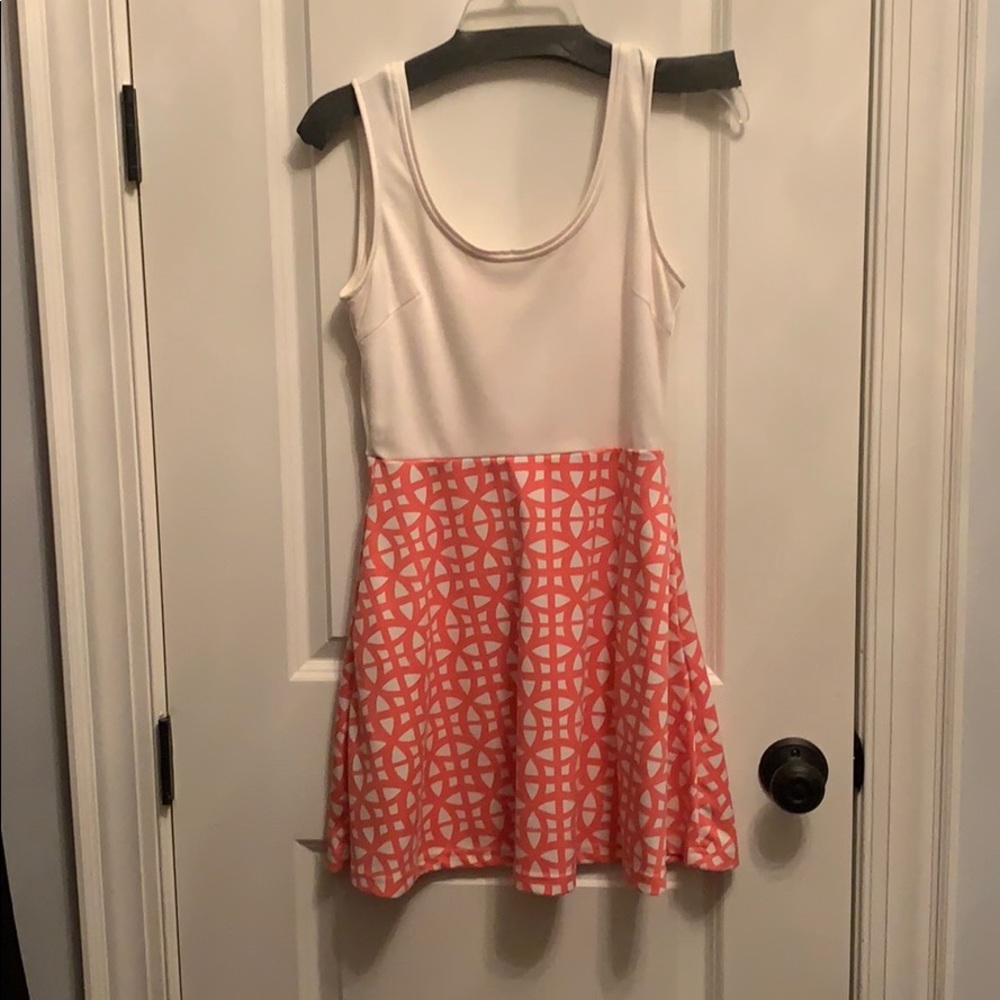 Mini pink & white sundress with scoop back